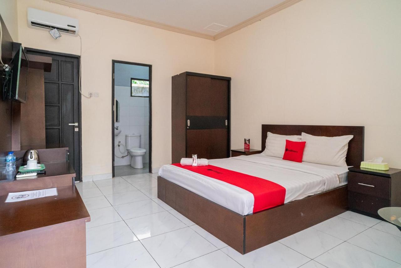 Reddoorz @ Wisma Pangrango Palangkaraya Extérieur photo